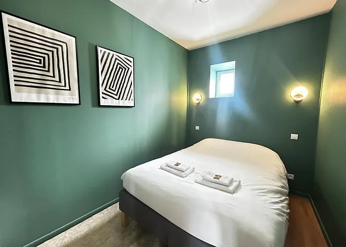 E1 Reton Magnifique T3 Rdc Terrasse Et Jacuzzi *