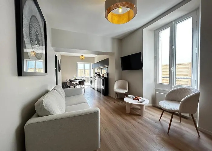 E1 Reton Magnifique T3 Rdc Terrasse Et Jacuzzi * Épernay