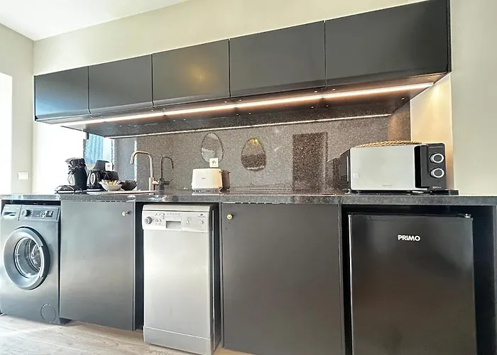 Apartment E1 Reton Magnifique T3 Rdc Terrasse Et Jacuzzi