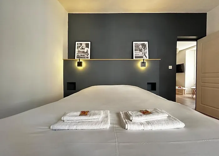 Apartment E1 Reton Magnifique T3 Rdc Terrasse Et Jacuzzi *